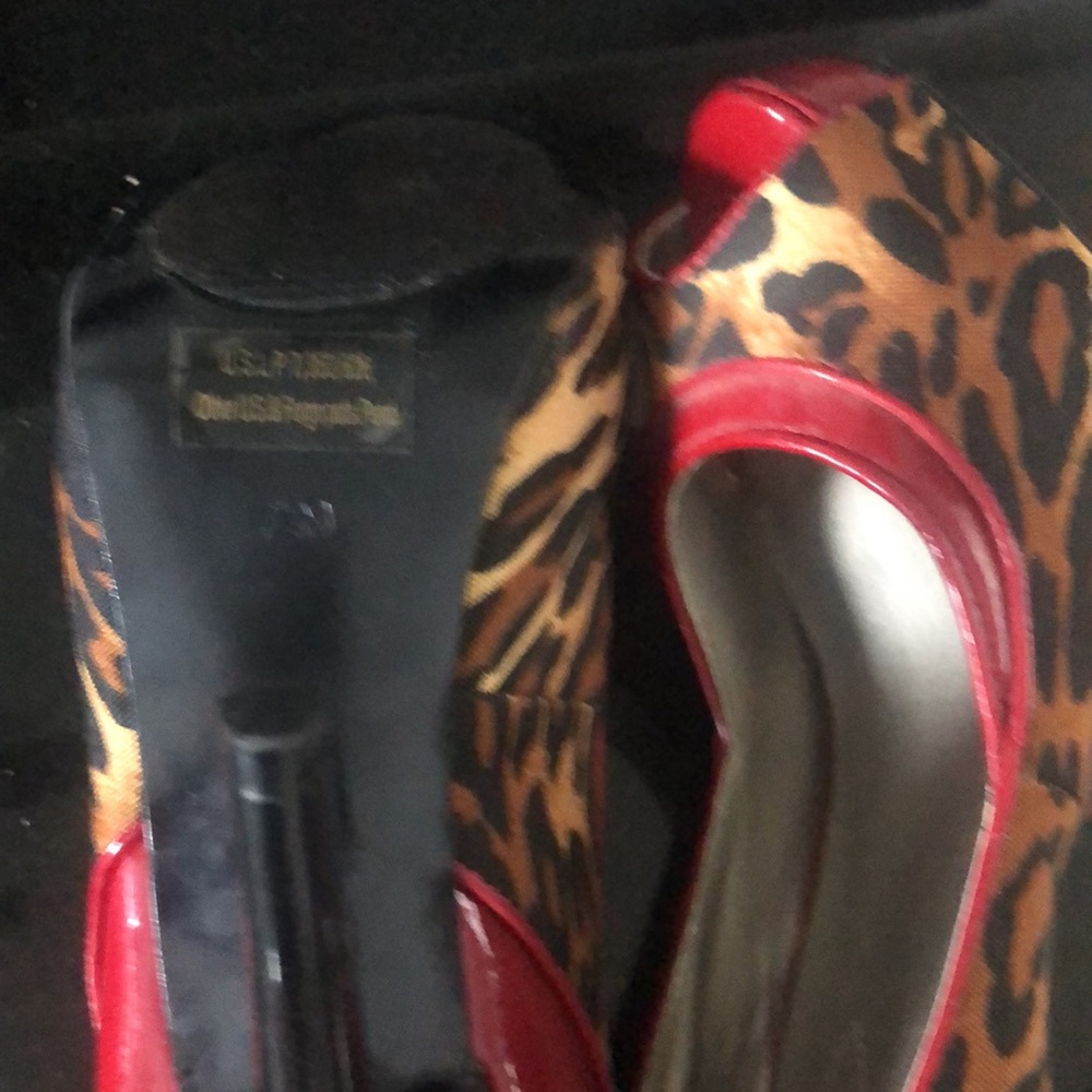 Guess red patent leather leopard print open toe Sexy stilettos Size 7 1/2 - Picture 7 of 9